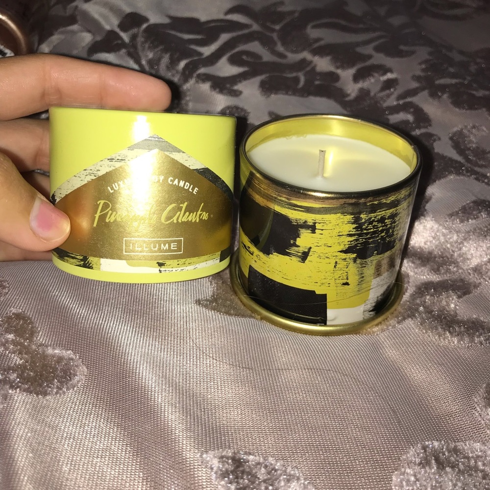 Luxury soy candle